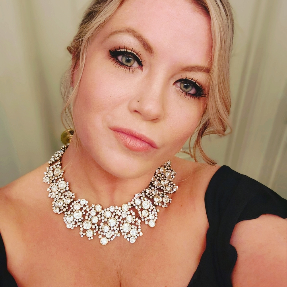 Meet your Posher, Liz - Picture 8 of 16